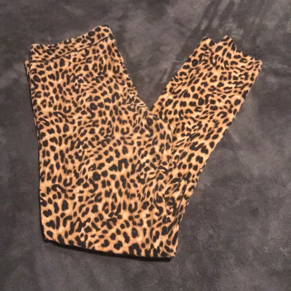 PINK by Victoria’s Secret Cheetah Print Leggings
